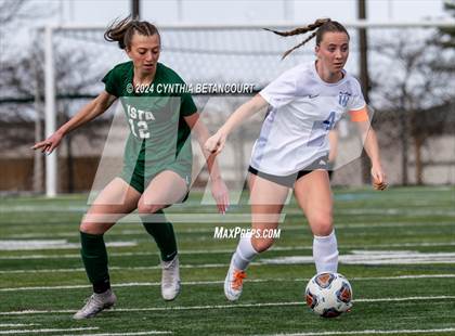 Thumbnail 3 in Mountain Vista vs Legend photogallery.