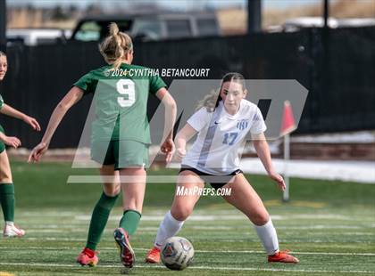 Thumbnail 3 in Mountain Vista vs Legend photogallery.