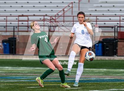 Thumbnail 3 in Mountain Vista vs Legend photogallery.