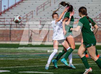 Thumbnail 2 in Mountain Vista vs Legend photogallery.