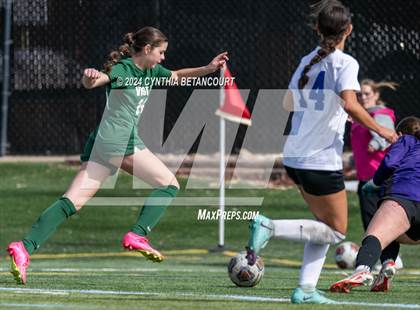 Thumbnail 3 in Mountain Vista vs Legend photogallery.