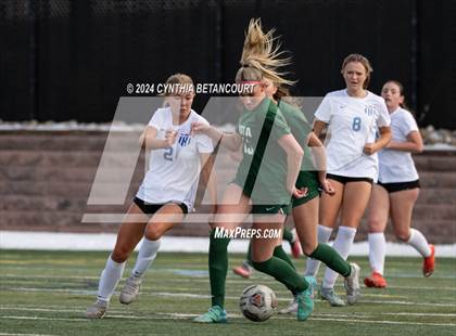 Thumbnail 1 in Mountain Vista vs Legend photogallery.