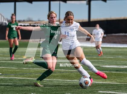 Thumbnail 3 in Mountain Vista vs Legend photogallery.