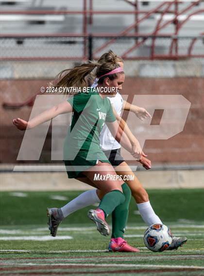 Thumbnail 3 in Mountain Vista vs Legend photogallery.