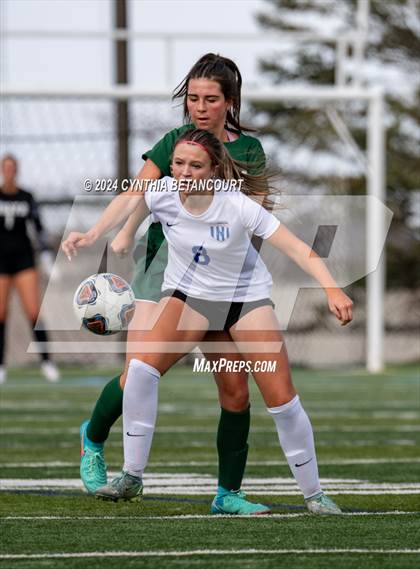 Thumbnail 2 in Mountain Vista vs Legend photogallery.