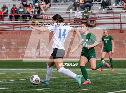 Thumbnail 3 in Mountain Vista vs Legend photogallery.