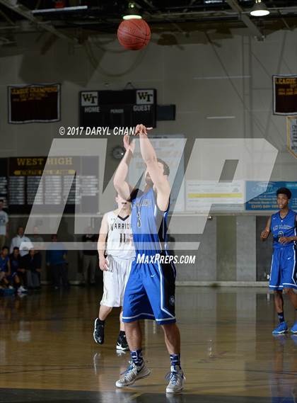 Thumbnail 3 in San Marino @ West Torrance (CIF-SS D4AA QTR Final) photogallery.