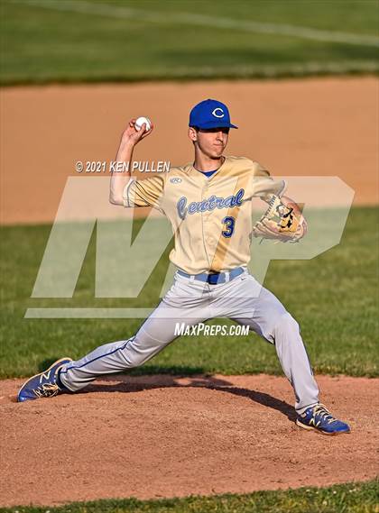 Thumbnail 1 in Central @ Warren County photogallery.