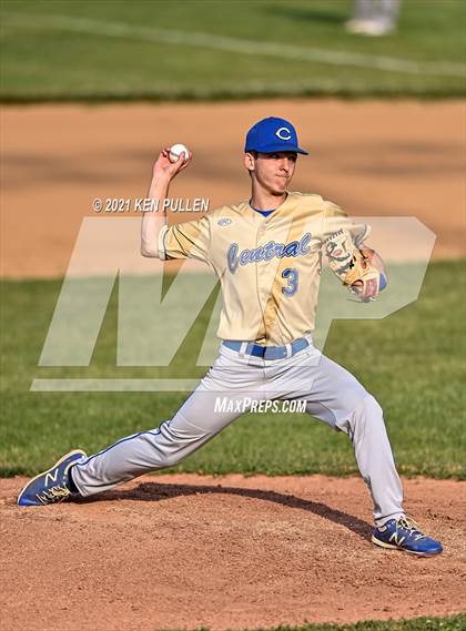 Thumbnail 2 in Central @ Warren County photogallery.