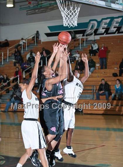Thumbnail 3 in Potter's House Christian vs. View Park (West Coast Jamboree) photogallery.