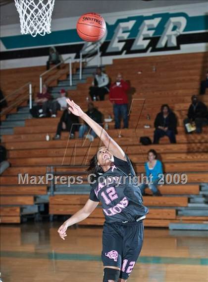 Thumbnail 1 in Potter's House Christian vs. View Park (West Coast Jamboree) photogallery.