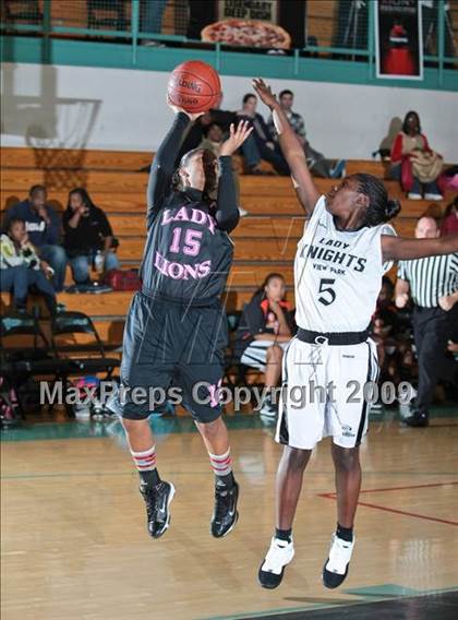 Thumbnail 1 in Potter's House Christian vs. View Park (West Coast Jamboree) photogallery.