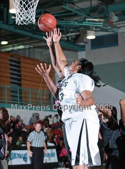 Thumbnail 3 in Potter's House Christian vs. View Park (West Coast Jamboree) photogallery.