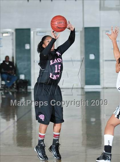 Thumbnail 3 in Potter's House Christian vs. View Park (West Coast Jamboree) photogallery.