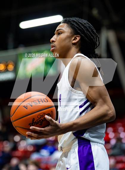 Thumbnail 1 in Centerville @ Pickerington Central (OHSAA DI Regional Semifinals) photogallery.