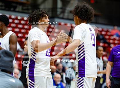 Thumbnail 2 in Centerville @ Pickerington Central (OHSAA DI Regional Semifinals) photogallery.