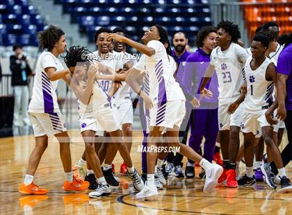 Thumbnail 1 in Centerville @ Pickerington Central (OHSAA DI Regional Semifinals) photogallery.