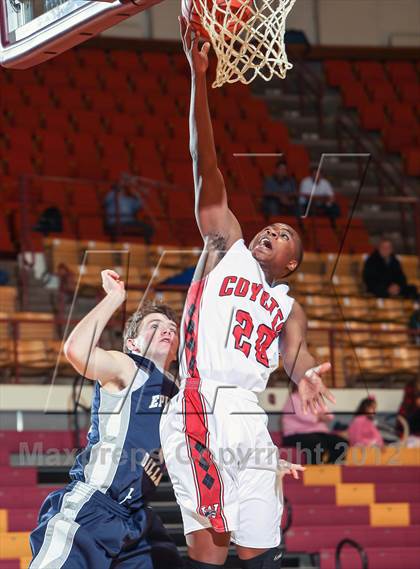 Thumbnail 3 in Episcopal School of Dallas vs. Wichita Falls (Fantasy of Lights) photogallery.