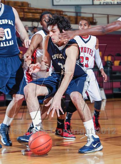 Thumbnail 1 in Episcopal School of Dallas vs. Wichita Falls (Fantasy of Lights) photogallery.
