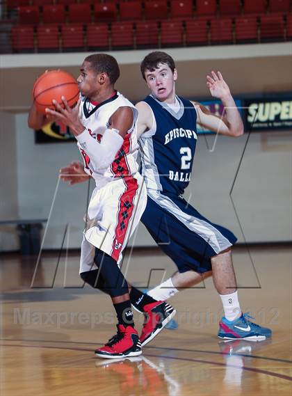 Thumbnail 2 in Episcopal School of Dallas vs. Wichita Falls (Fantasy of Lights) photogallery.