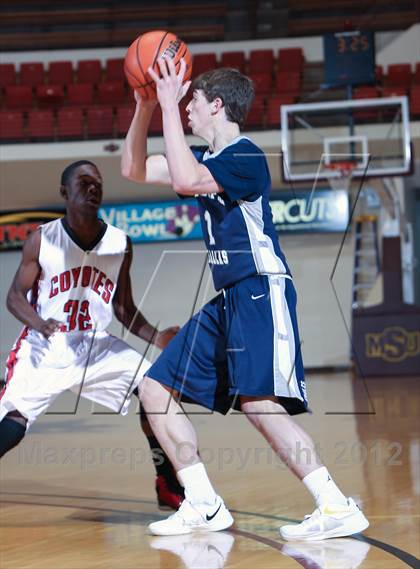 Thumbnail 3 in Episcopal School of Dallas vs. Wichita Falls (Fantasy of Lights) photogallery.