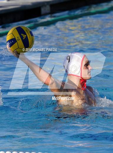 null - Photo 01