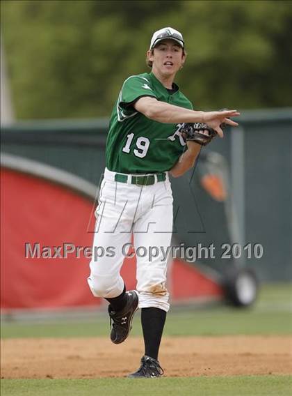 Thumbnail 2 in Arlington @ South Grand Prairie photogallery.