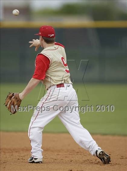 Thumbnail 3 in Arlington @ South Grand Prairie photogallery.
