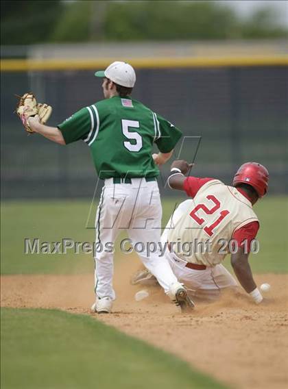 Thumbnail 2 in Arlington @ South Grand Prairie photogallery.