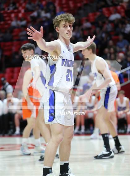 Thumbnail 1 in Skyridge vs. Pleasant Grove (UHSAA 6A Quarterfinal) photogallery.