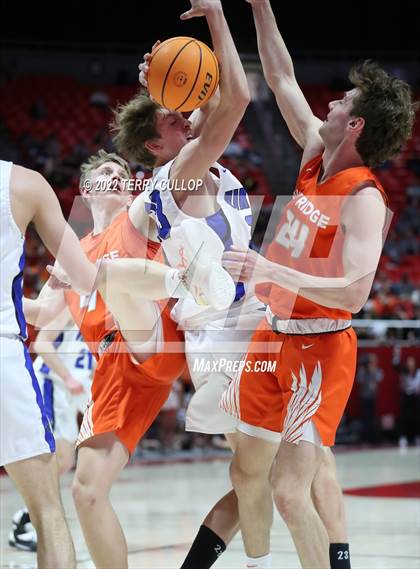 Thumbnail 2 in Skyridge vs. Pleasant Grove (UHSAA 6A Quarterfinal) photogallery.