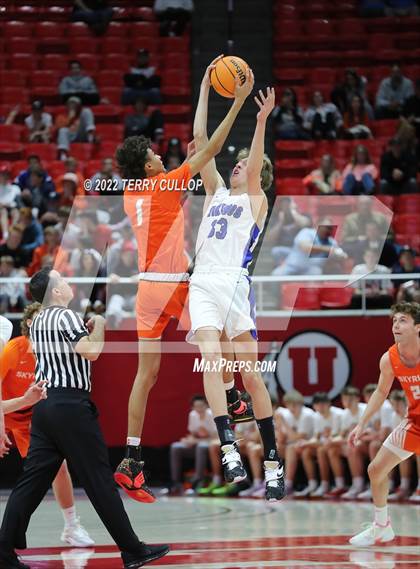 Thumbnail 2 in Skyridge vs. Pleasant Grove (UHSAA 6A Quarterfinal) photogallery.
