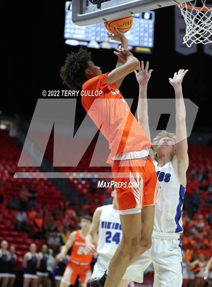 Thumbnail 1 in Skyridge vs. Pleasant Grove (UHSAA 6A Quarterfinal) photogallery.