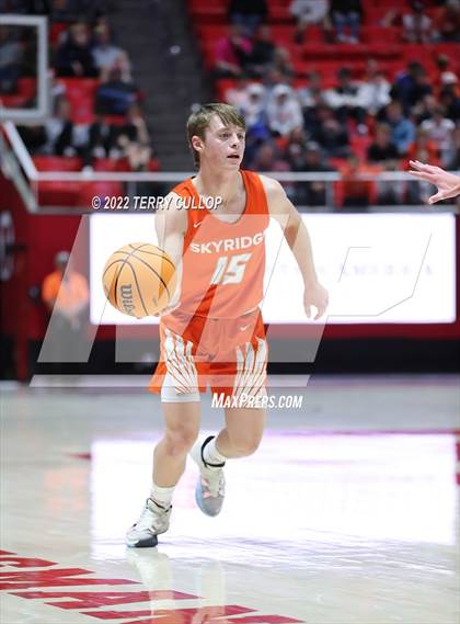 Thumbnail 3 in Skyridge vs. Pleasant Grove (UHSAA 6A Quarterfinal) photogallery.