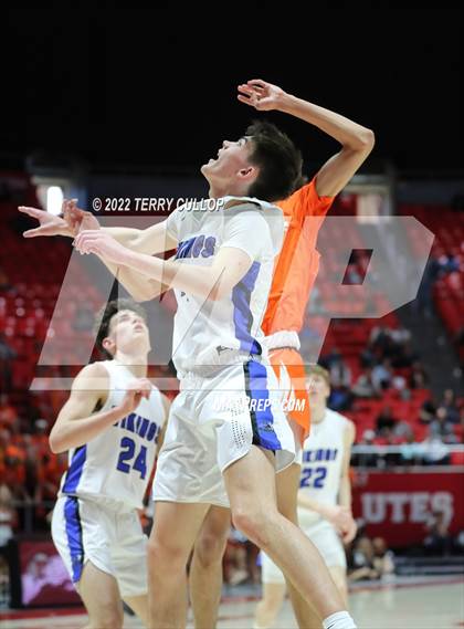 Thumbnail 2 in Skyridge vs. Pleasant Grove (UHSAA 6A Quarterfinal) photogallery.