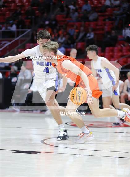 Thumbnail 3 in Skyridge vs. Pleasant Grove (UHSAA 6A Quarterfinal) photogallery.