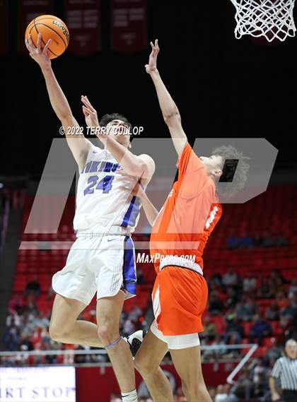Thumbnail 3 in Skyridge vs. Pleasant Grove (UHSAA 6A Quarterfinal) photogallery.