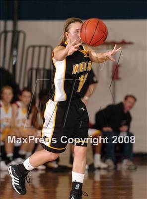 Thumbnail 2 in Del Oro vs. St. Francis (Hoops for Homeless Families Classic) photogallery.