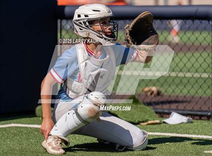 Thumbnail 3 in San Mateo vs. Hillsdale (CIF CCS Division 2 Final) photogallery.
