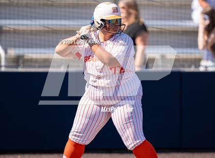 Thumbnail 3 in San Mateo vs. Hillsdale (CIF CCS Division 2 Final) photogallery.