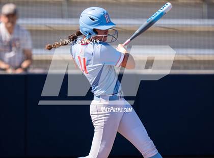 Thumbnail 1 in San Mateo vs. Hillsdale (CIF CCS Division 2 Final) photogallery.