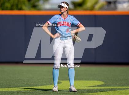 Thumbnail 1 in San Mateo vs. Hillsdale (CIF CCS Division 2 Final) photogallery.