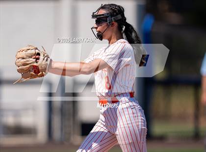 Thumbnail 3 in San Mateo vs. Hillsdale (CIF CCS Division 2 Final) photogallery.