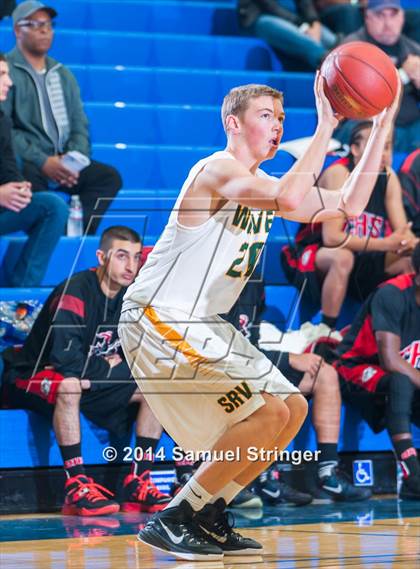 Thumbnail 1 in Cordova vs. San Ramon Valley (Prep2Prep Tip-Off Classic) photogallery.