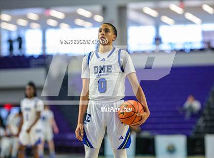 Thumbnail 2 in DME Academy vs. Dream City Christian National (City of Palms Classic) photogallery.