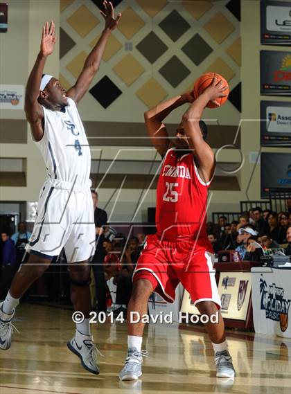 Thumbnail 3 in Sierra Canyon vs. Etiwanda (MaxPreps Holiday Classic) photogallery.