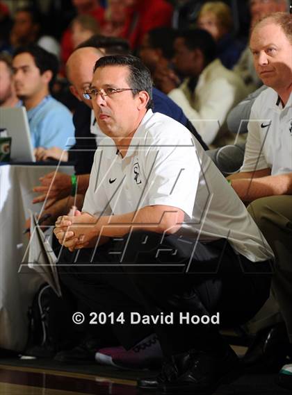 Thumbnail 1 in Sierra Canyon vs. Etiwanda (MaxPreps Holiday Classic) photogallery.