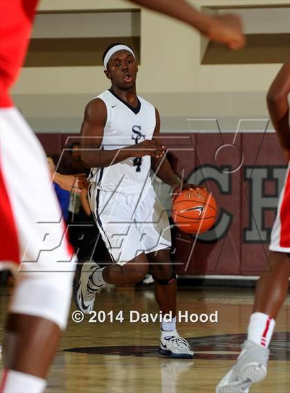 Thumbnail 2 in Sierra Canyon vs. Etiwanda (MaxPreps Holiday Classic) photogallery.