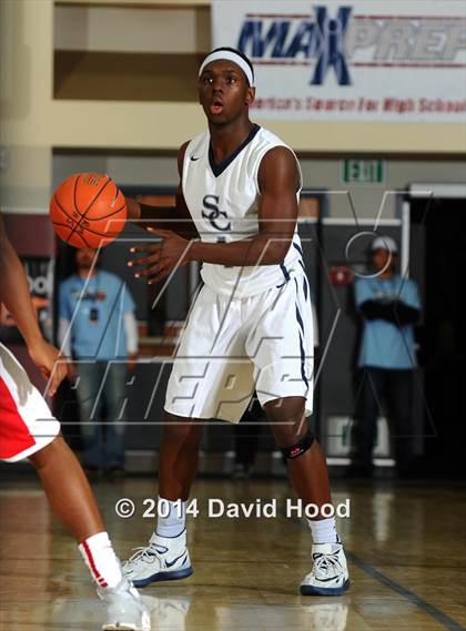 Thumbnail 3 in Sierra Canyon vs. Etiwanda (MaxPreps Holiday Classic) photogallery.