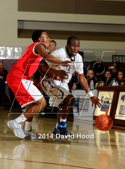Thumbnail 3 in Sierra Canyon vs. Etiwanda (MaxPreps Holiday Classic) photogallery.